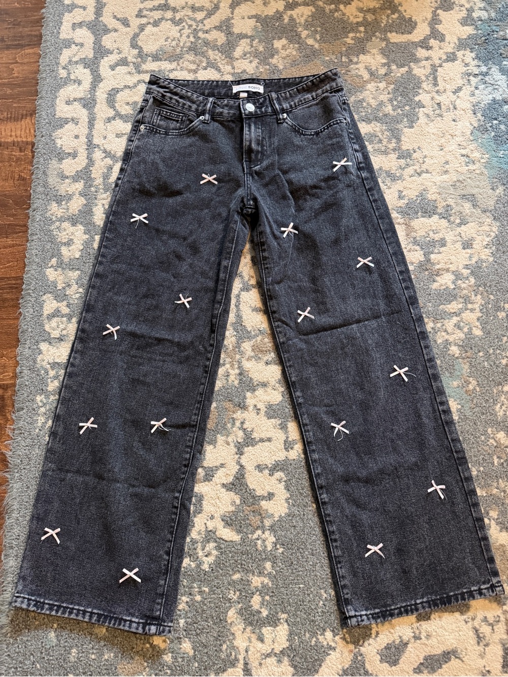 Women’s Love SoHo Black Bow Jeans Size 1